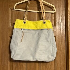 Banana Republic Tote NWT